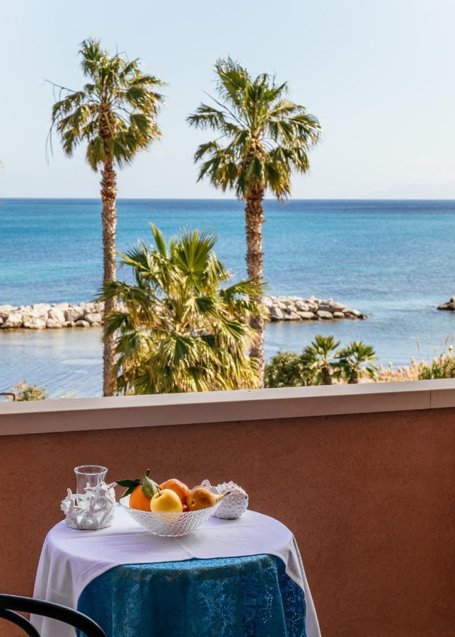 Palm Beach Club Hotel Casteldaccia Exterior photo